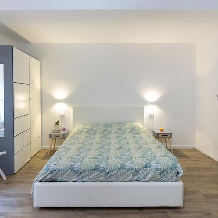 Ruote Apt - Dolcevita Holiday Apartment ฟลอเรนซ์ ภายนอก รูปภาพ